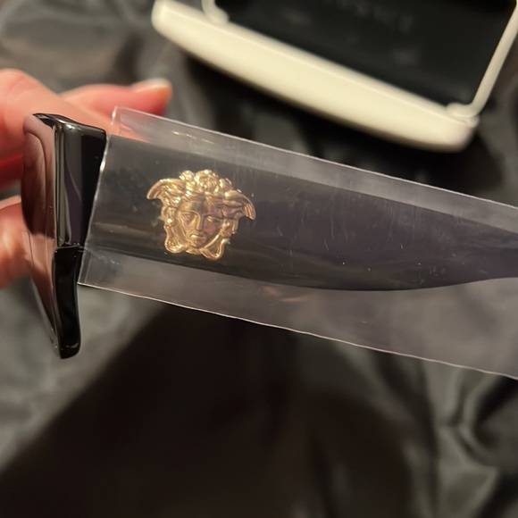 Versace polarized sunglasses - Picture 4 of 6